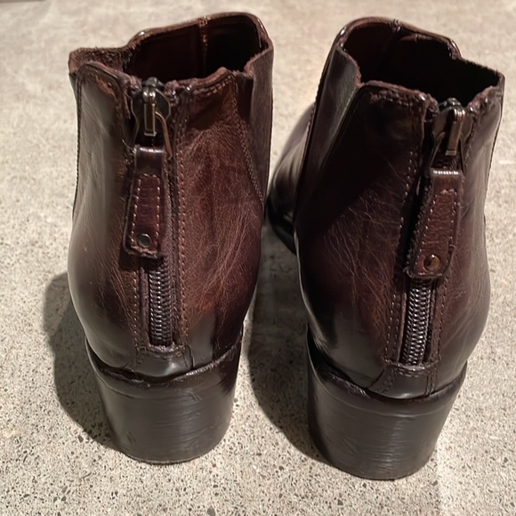 All Italian Leather Bootie, Brand Hundred100 - Picture 3 of 6